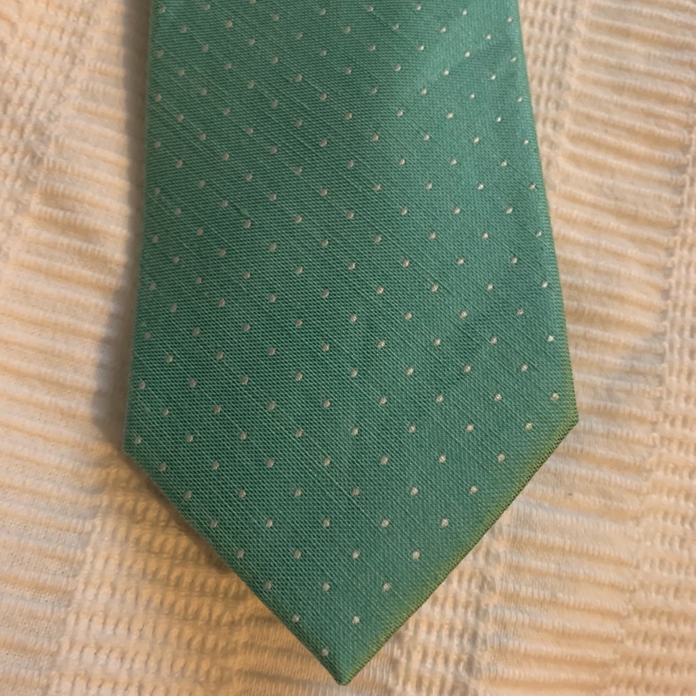 Tie Bar Green Tie